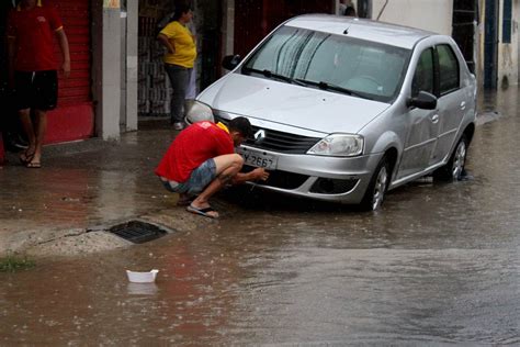 Perdeu A Placa Do Carro Na Chuva Detran Prorroga Prazo Para Trocar Sem