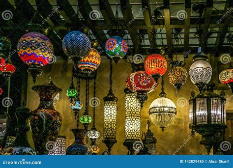 Traditional Bright Decorative Hanging Turkish Lamps And Colourful