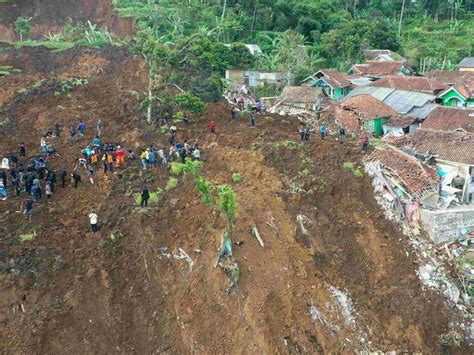 印尼地震增至268死 山崩豪雨土石流讓災難更致命 太報 Line Today