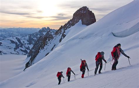 Barre des Écrins 4102m Rando Pays des Écrins Liste de nos randos