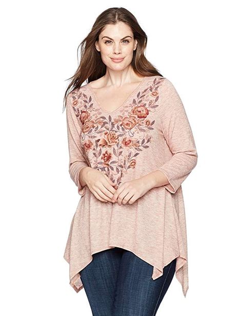 OneWorld Women S Plus Size 3 4 Sleeve Sharkbite Hem V Neck Top