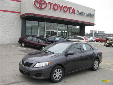 Magnetic Gray Metallic Toyota Corolla Le Photo