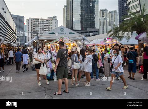 Bangkok Thailand June People At The Jodd Fair S Night