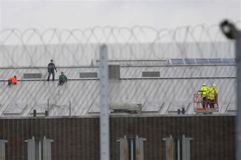 HMP Oakwood prison rooftop protest ends - Birmingham Live