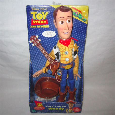 Vintage 2002 Toy Story WOODY Pull String Talking Doll w/Hat/Guitar