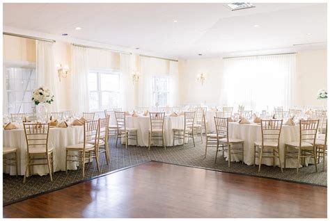 Penn Oaks Golf Club Wedding | Megan + Conor - Caroline Morris Photography