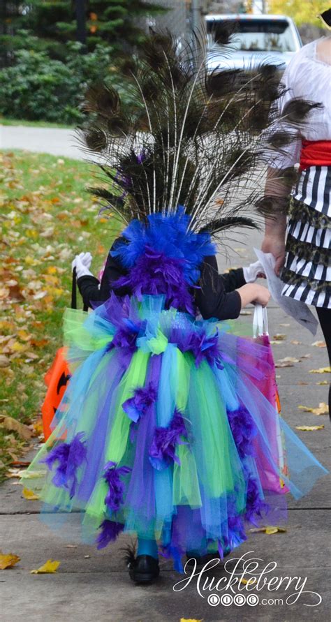 PEACOCK COSTUME - Huckleberry Life