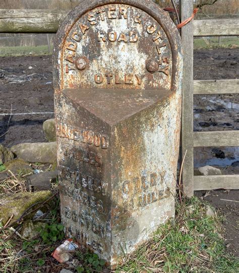 Old Milestone Old Pool Road Otley © Mel Towler Cc By Sa20