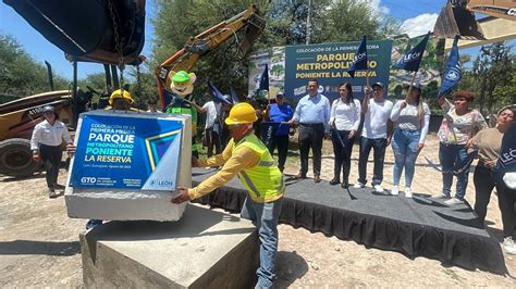 Colocan primera piedra del segundo Parque Metropolitano en León