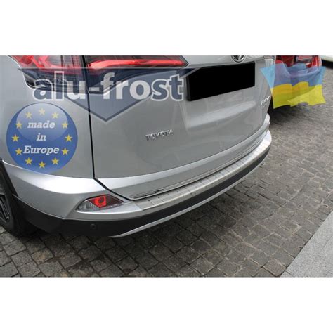 Накладка на задний бампер Toyota RAV4 2017 купить в Киеве по выгодной цене