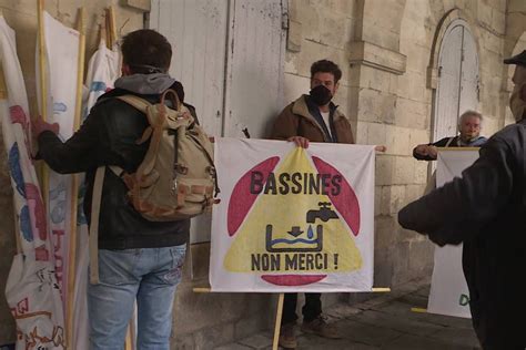 La Rochelle Pro Et Anti Bassines Devant La Justice Apr S Des