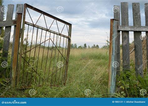 Old Gate Stock Image Image Of Open Yard Home Doorway 985131