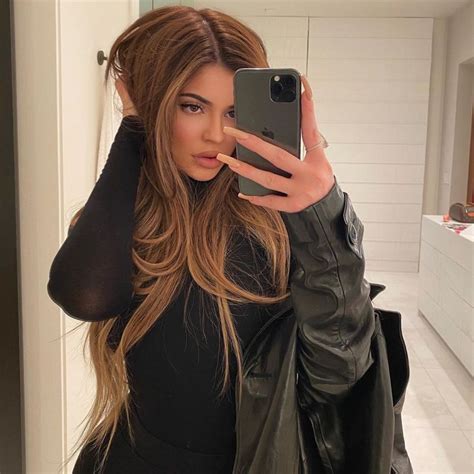 Kylie Jenner Sexy New Hair Fappenist