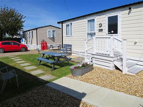 Pet Friendly Static Caravan Hire At Elliotts Hayling Island Ref