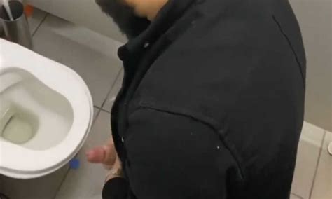 Guys Peeing In Public Spycamfromguys Hidden Cams Spying On Men