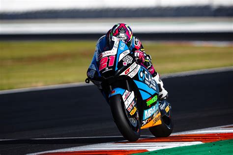 News Test Valencia Moto2 E Moto3 Più Veloci Che Mai Con Le Gomme