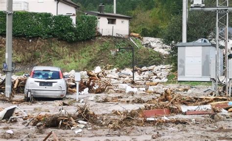 Na Ena Jo Dva Tijela Broj Mrtvih U Jablanici Se Popeo Na Traga Se