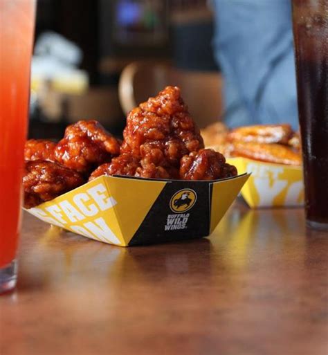 Buffalo Wild Wings Grill And Bar Yoninja Restaurants Hotels And Reviews