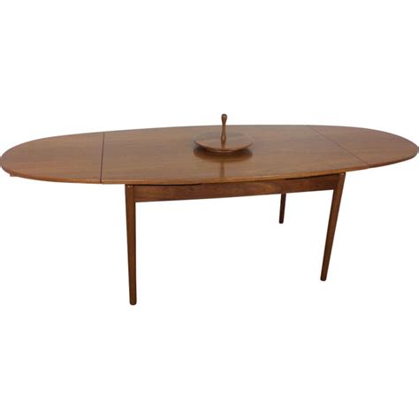 Table De Repas Scandinave Ovale Ladolceviedchat Fr