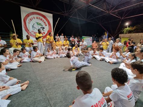 Grupo Mem Ria Capoeira Promove O Cine Mem Ria Por Conta Do Dia