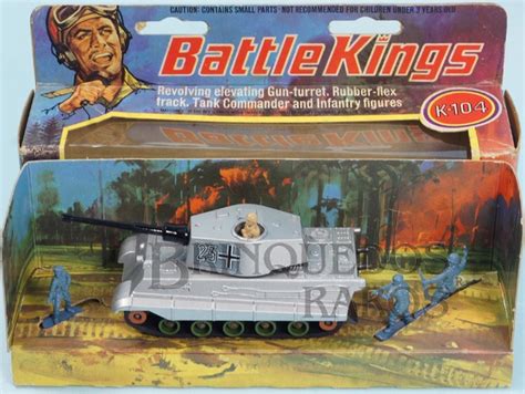 Brinquedos Raros King Tiger Tank Série Battle Kings completo três