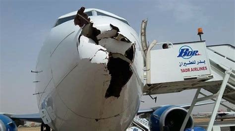 Severe damage on Badr Airlines Boeing 737 after bird strike - Aviation24.be