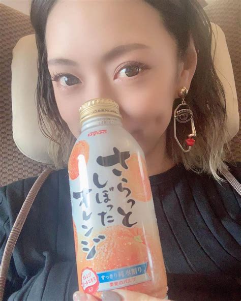 みかんさんのインスタグラム写真 みかんinstagram「おはよーさん🌞 ただ今、仙台に移動中🚄 みかんパワーも注入して、こども食堂1