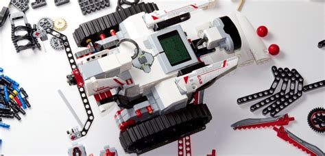 What are the Differences between the Lego Mindstorms Education EV3 kit ...