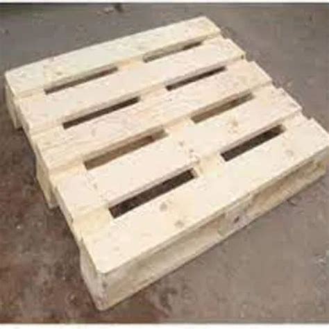 Rectangular 4 Way Rubber Wood Hardwood Pallets For Packaging Capacity