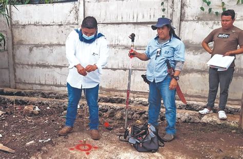 Avanza Proceso Para Legalizar Propiedades A M S De Familias En