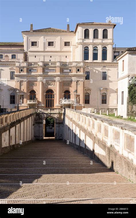 Visitare L Architettura Barocca Immagini E Fotografie Stock Ad Alta