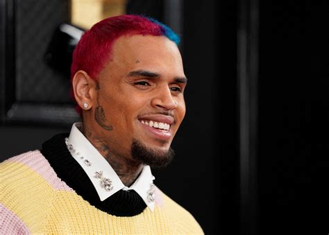 Nagbigay si Chris Brown ng $ 6.7-milyong piyansa para sa World Tour ng