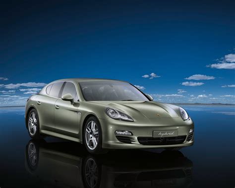 Porsche Panamera S Hybrid specs, 0-60, quarter mile, lap times ...