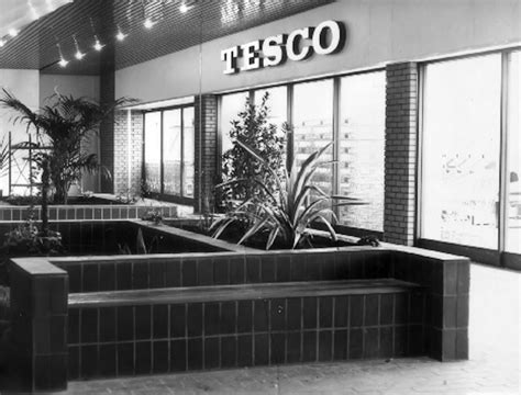 Retro Dundee Tesco In Wellgate 1980