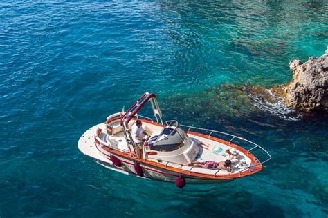 Tour Capri Italy By Boat Amazing Capri