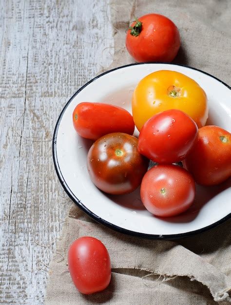 Diferentes Tipos De Tomate Foto Premium