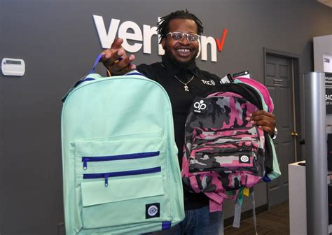 TCC Verizon Rehoboth gives back to community | Cape Gazette