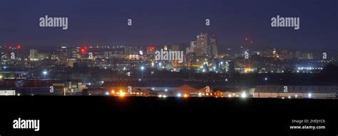 Leeds City Skyline at night Stock Photo - Alamy