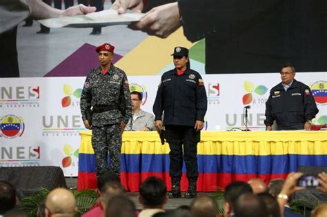 Policía Nacional De Venezuela Estrena Uniforme Tiempo Real 24