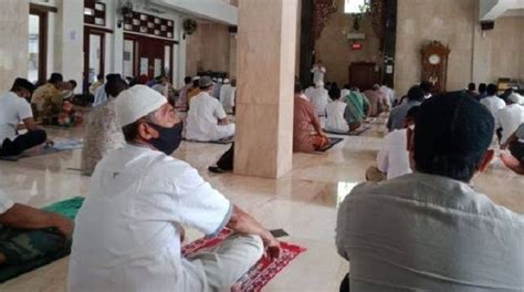 MUI Keluarkan Fatwa Solat Jumat Dan Tarawih Kembali Normal Shaf Jamaah