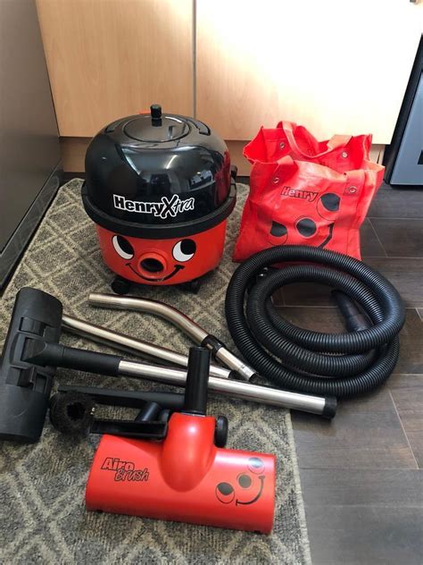 Henry Xtra Hvx 200 22 Cylinder1200w Vacuum Cleaner Red In Kingswood