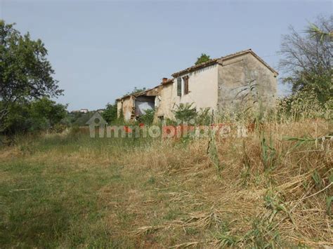 Vendita Casa Colonica In Via Pieve Canneti Terre Roveresche Da