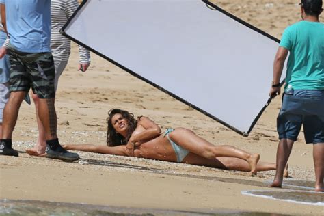 El Topless De Irina Shayk En Hawaii NSFW Sopitas