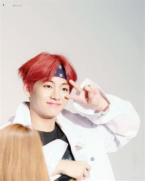 Pin On Taetae Taehyung Kim Taehyung Kim