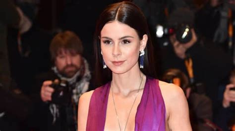 Lena Meyer Landrut Dieses Kleid Sorgt Für Feminismus Debatte