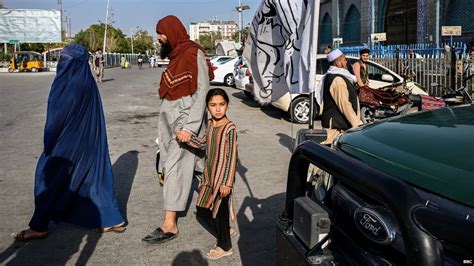 أفغانستان تحت حكم طالبان نساء يكتبن سرا عن الصعوبات التي يواجهنها