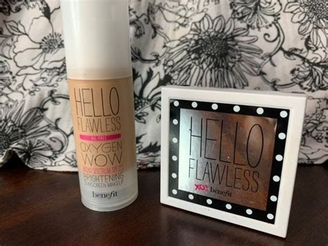 Benefit Hello Flawless Foundation Set In On Mercari Foundation Sets Hello Flawless Oxygen Wow