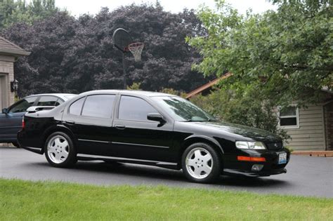 4thgen Nissan Maxima On Zauber Dish II Wheels