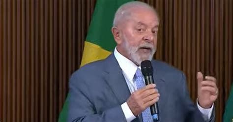 Grupos Pr Lula Fazem Atos Esvaziados No Brasil E No Exterior Ap S