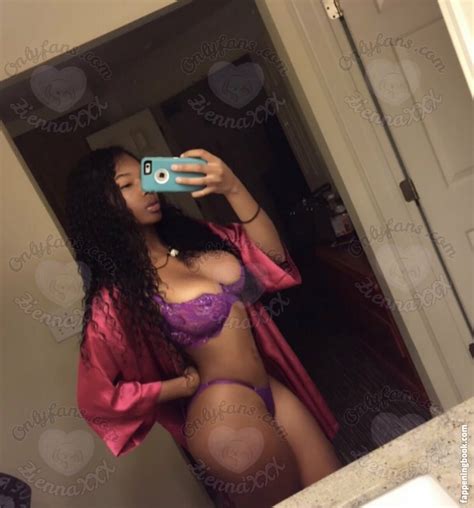 Ziennaxxx Ziennaxxx Nude OnlyFans Leaks The Fappening Photo